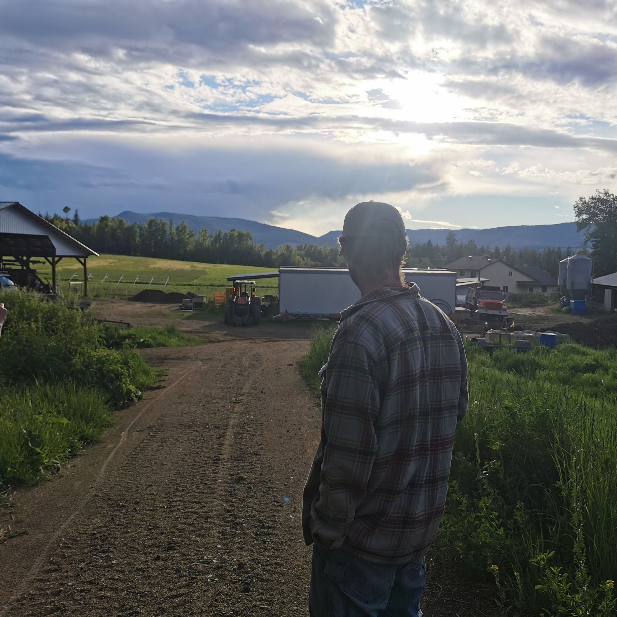 Calling All Aspiring Farmhands