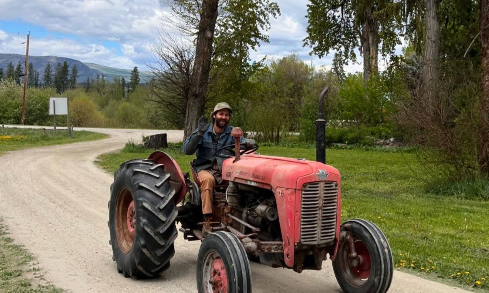 Order delivery via tractor - Steve
